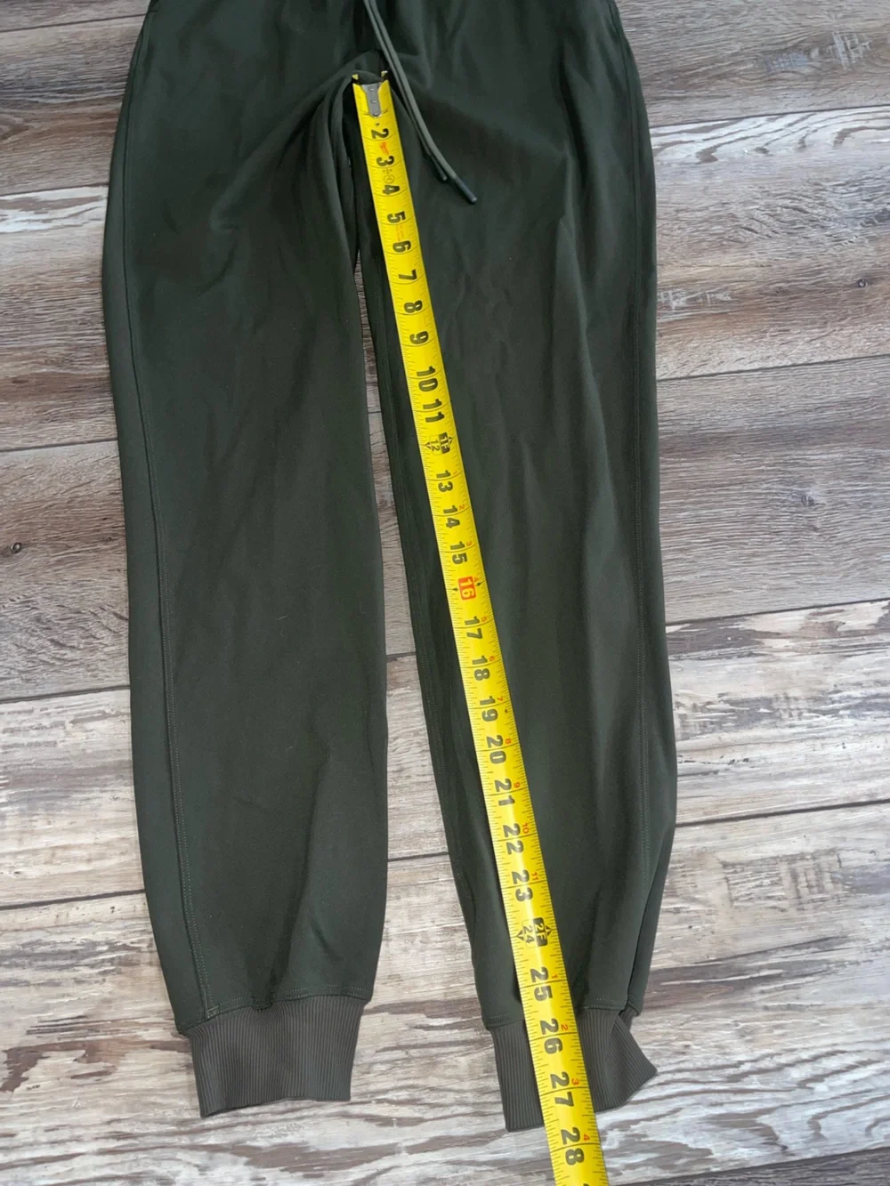 Lululemon Stretch High-Rise Jogger PantsDark Olive W5DQDS Size 2 Travel Casual